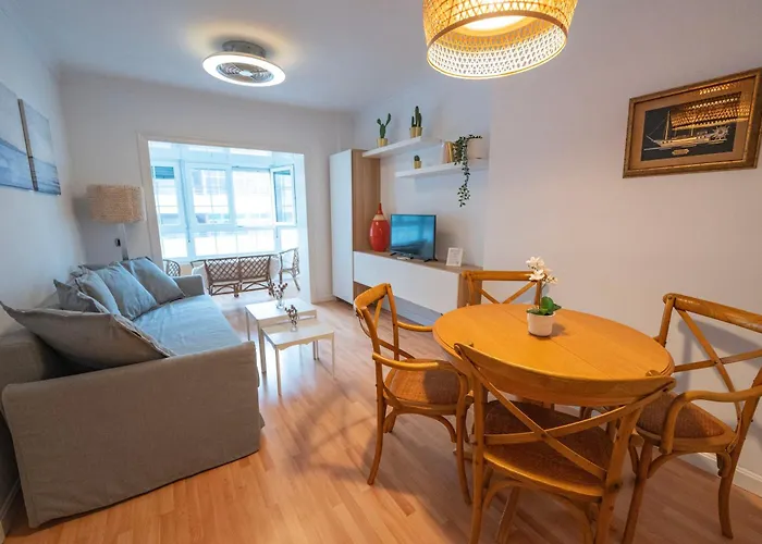 Alta Mar Playa Victoria Cadix