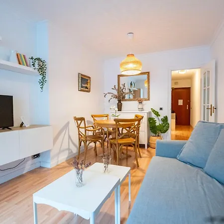 Alta Mar Playa Victoria * Cádiz